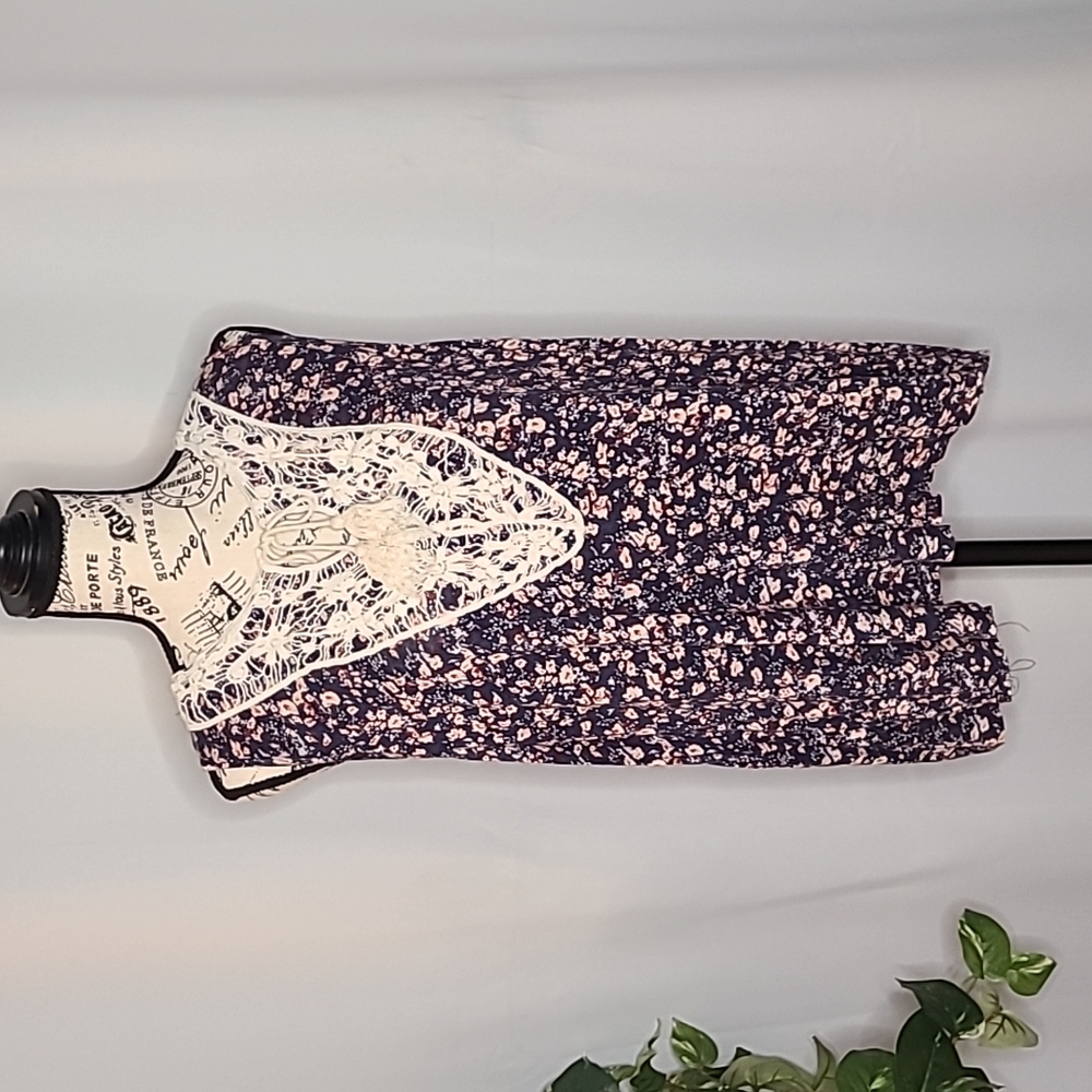 Maurices Navy Blue Floral Tank Top with Crochet Lace Decoration